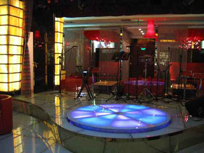 升(sheng)降舞臺(tai)