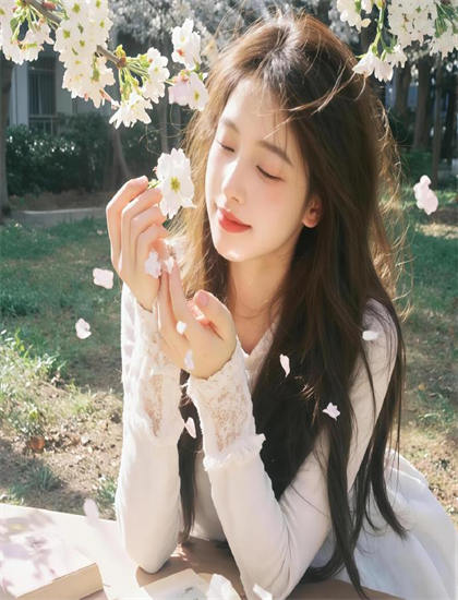 果戈里起点未删减版在线播放_海盗4快播_美女_大胆